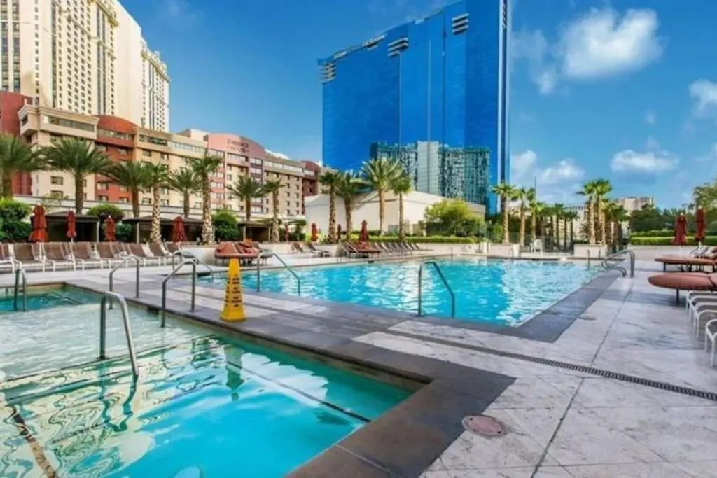 Mgm Signature - Strip View Suite With Large Balcony - No Resort Fees - Free Valet - 2917 Las Vegas 0*,  United States